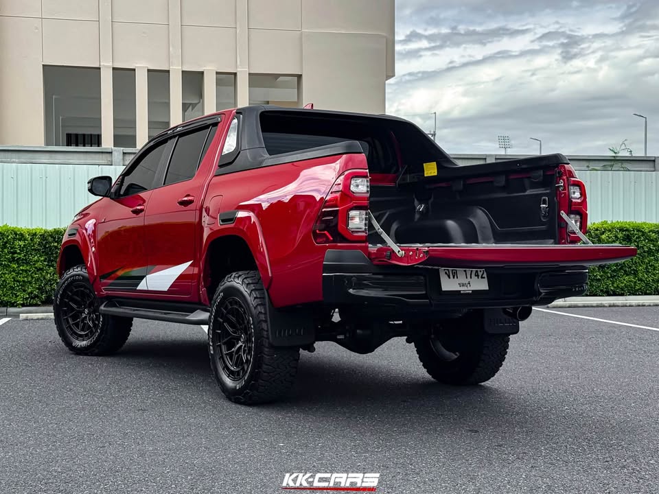 2021 Toyota hilux revo view 5