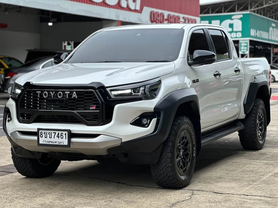 2024 Toyota revo view 2