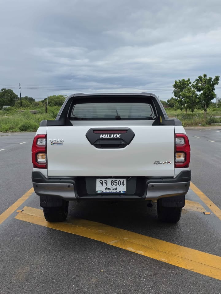 2023 Toyota hilux revo rocco view 4