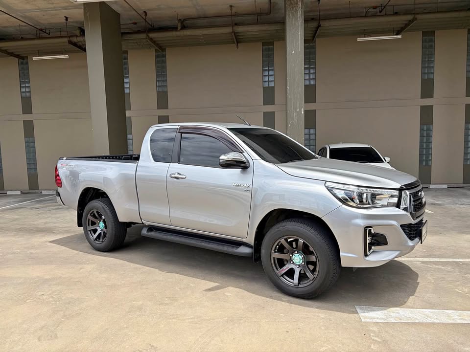 2018 Toyota revo
