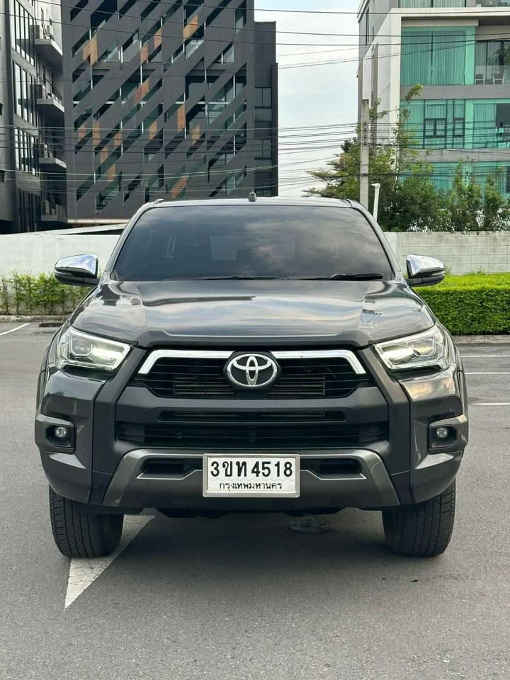 2022 Toyota hilux revo 2.4 mid double cab view 2