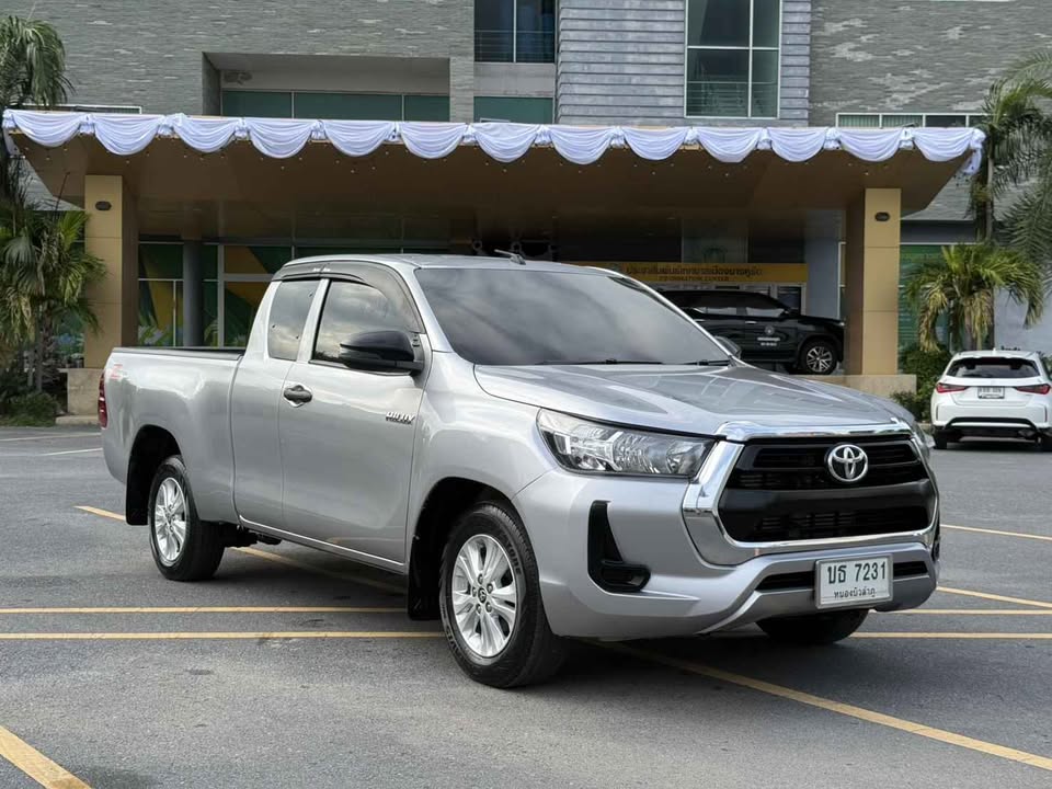 2021 Toyota revo smart cab 2.4 z edition view 2