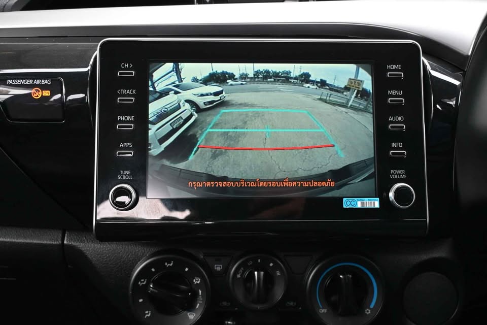 2022 Toyota hilux revo cab auto​ view 6