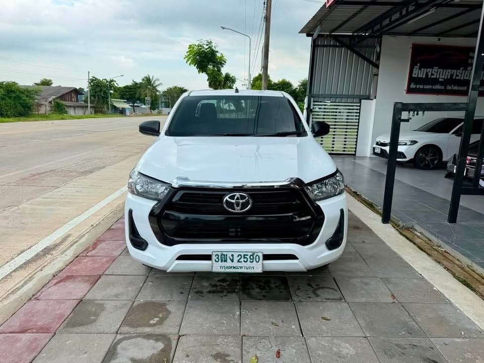 2020 Toyota revo 2.4 a/t เกียร์ออโต้ view 2