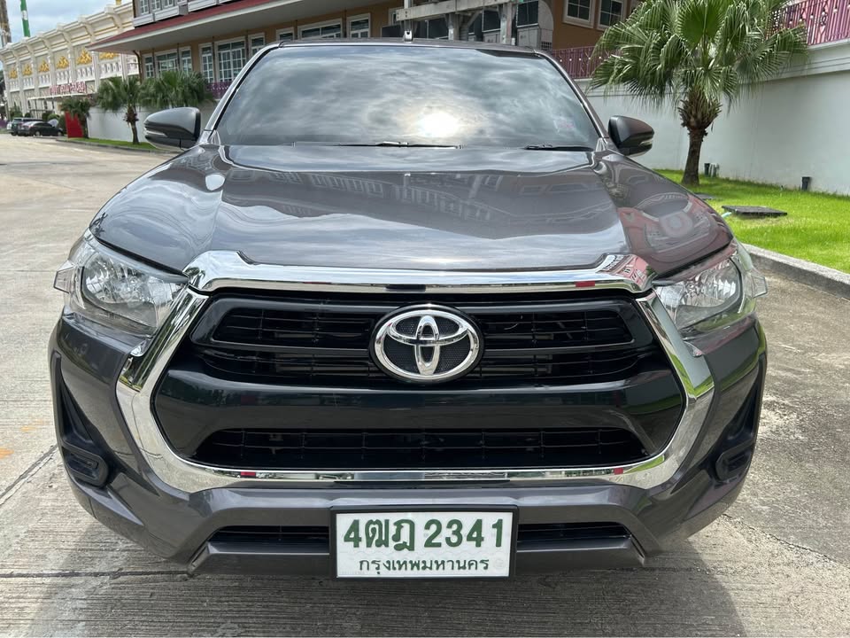 2021 Toyota revo2.4รถสวยขับดีมีเล่มไมล์น้อย view 2
