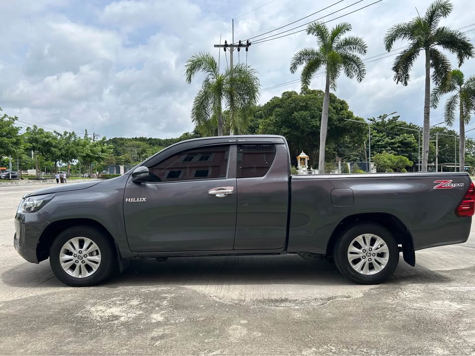 2021 Toyota revo2.4รถสวยขับดีมีเล่มไมล์น้อย view 4