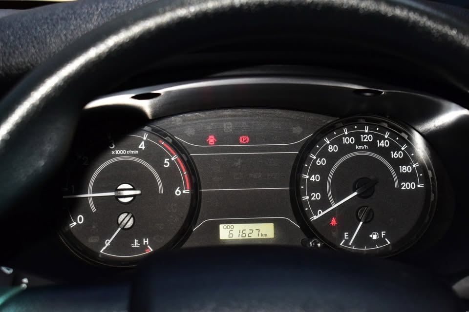 2022 Toyota hilux revo double cab 2.4 entry z-edition view 5
