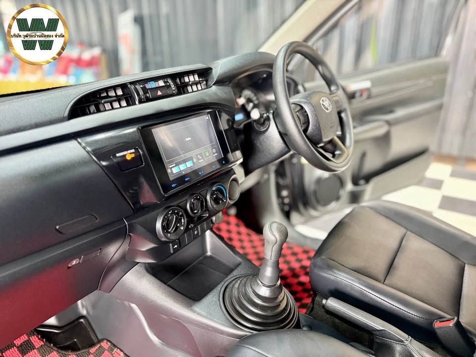 2026 Toyota hilux revo single cab view 4